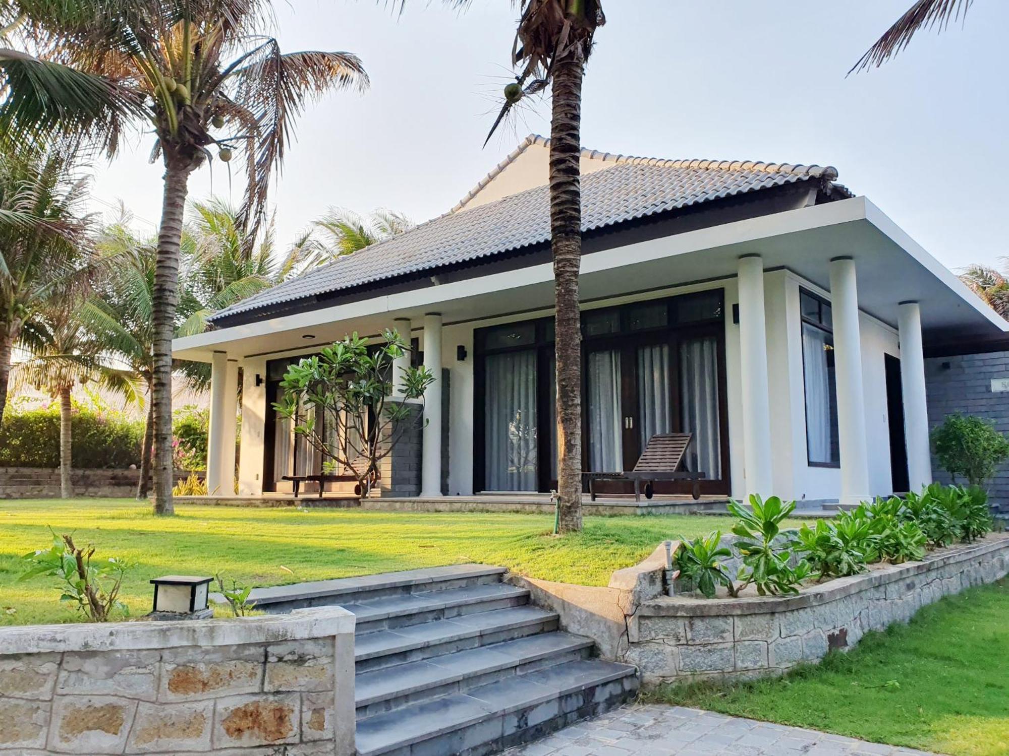 Starlight Villa Beach Resort & Spa Фантхьет Экстерьер фото