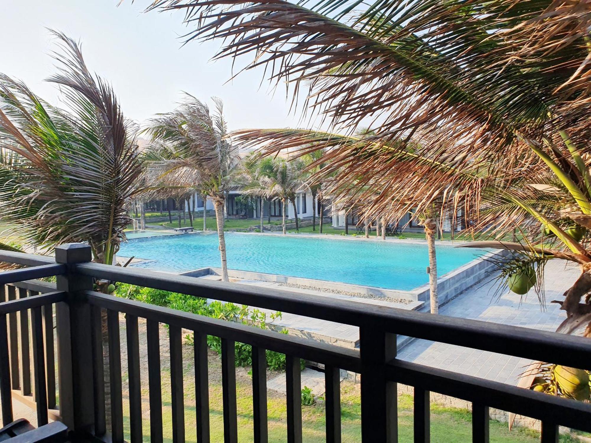 Starlight Villa Beach Resort & Spa Фантхьет Экстерьер фото
