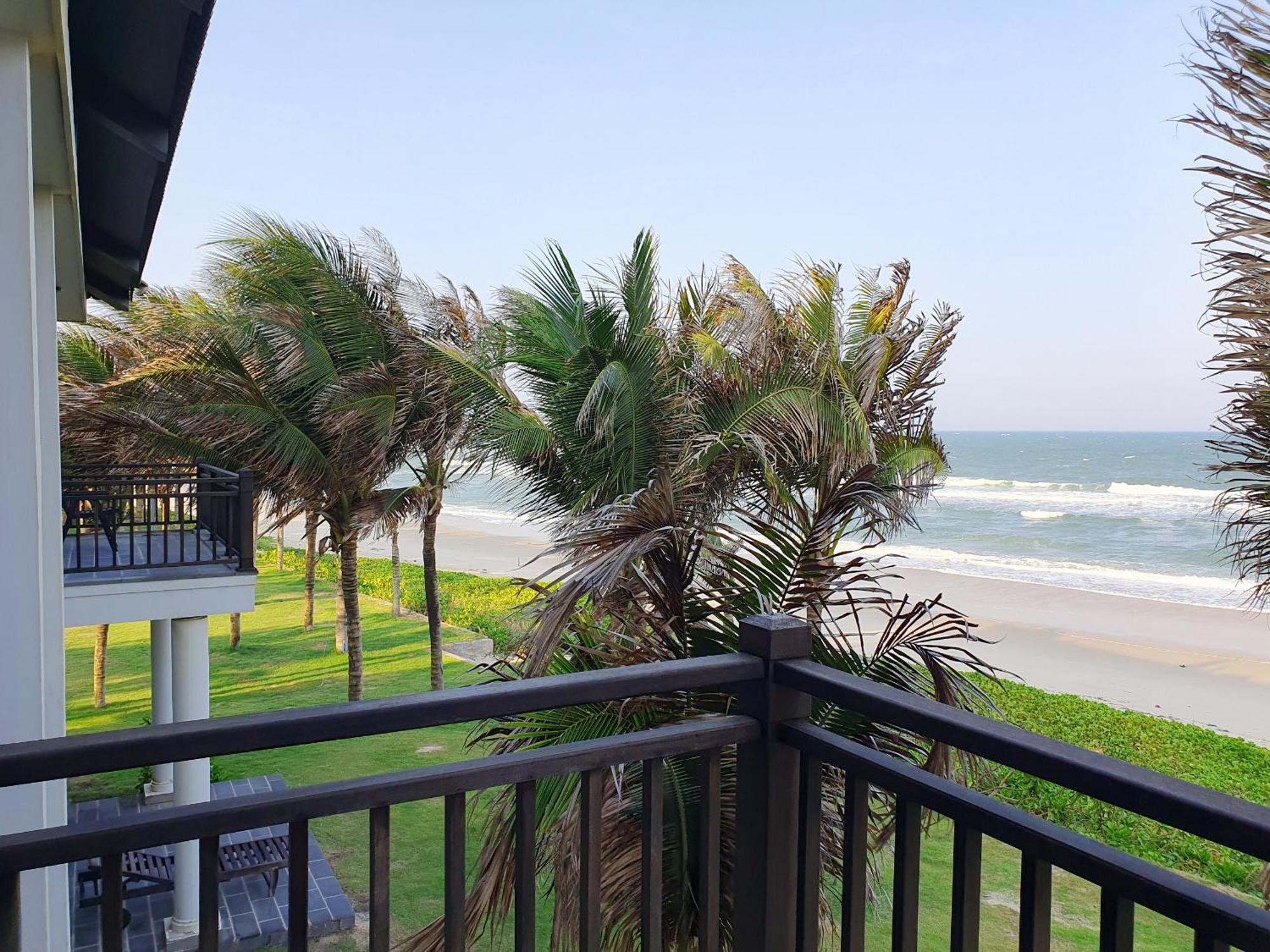 Starlight Villa Beach Resort & Spa Фантхьет Экстерьер фото